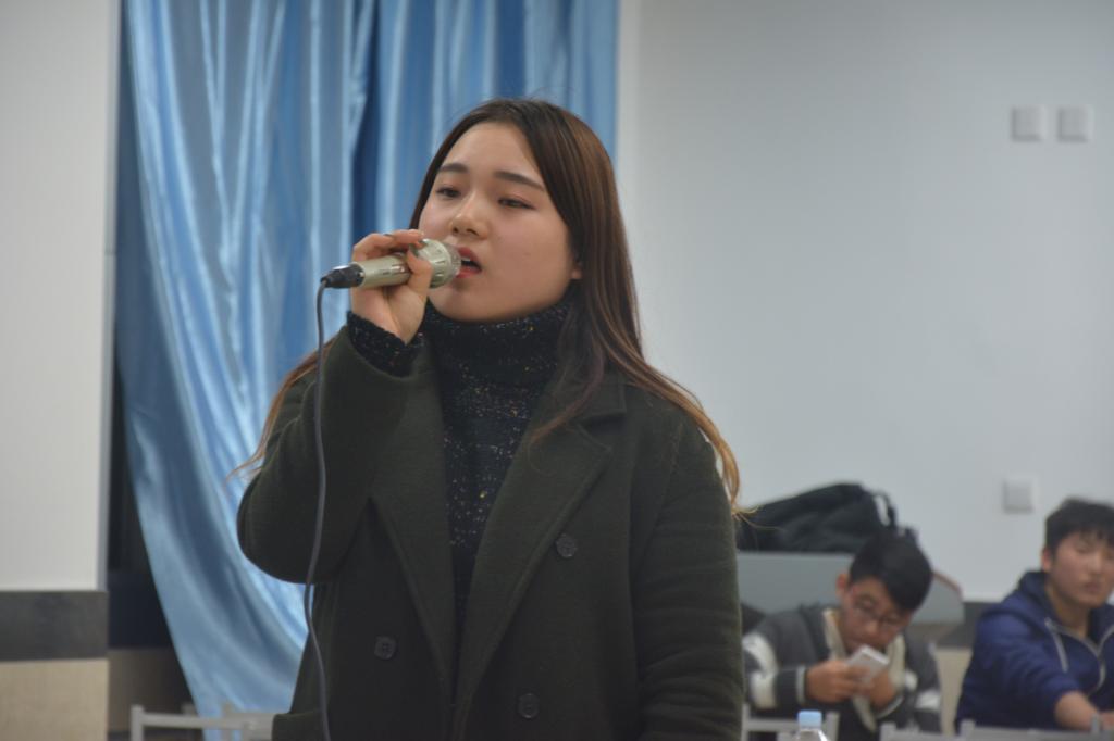 选手歌声洋溢